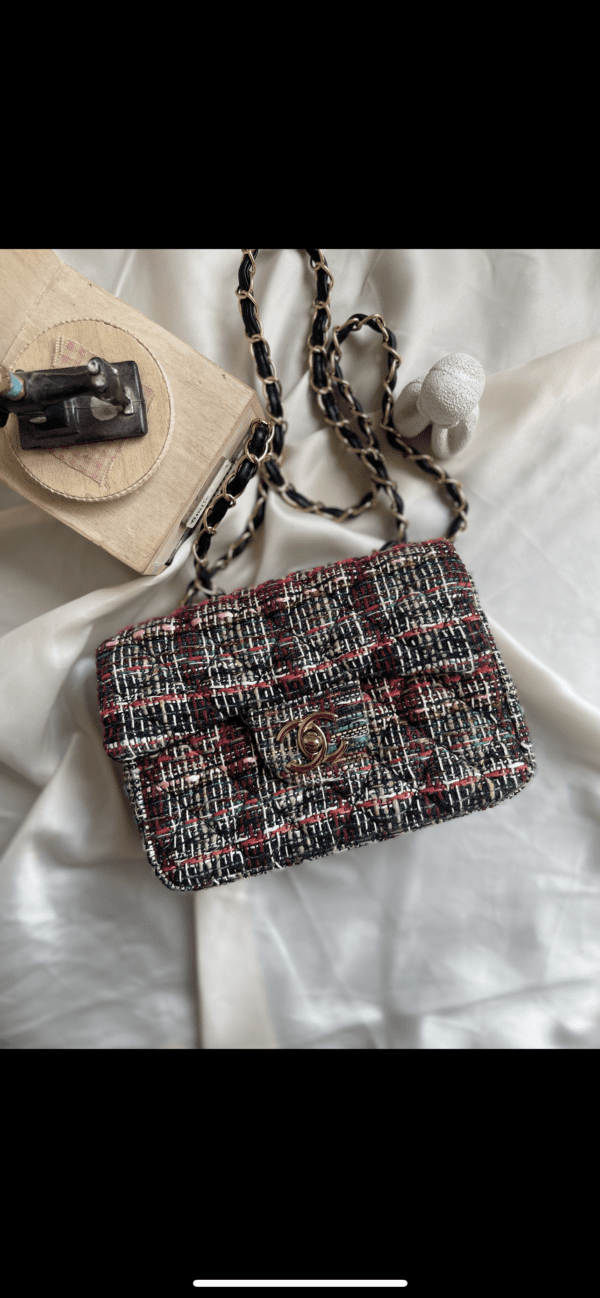 Chanel Mini