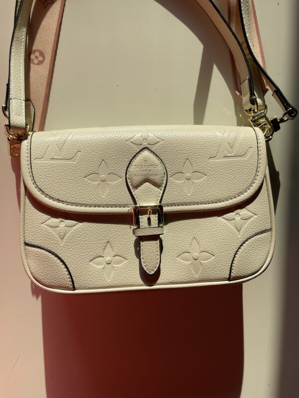 Louis Vuitton - Image 2