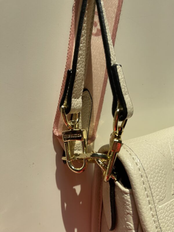Louis Vuitton - Image 3
