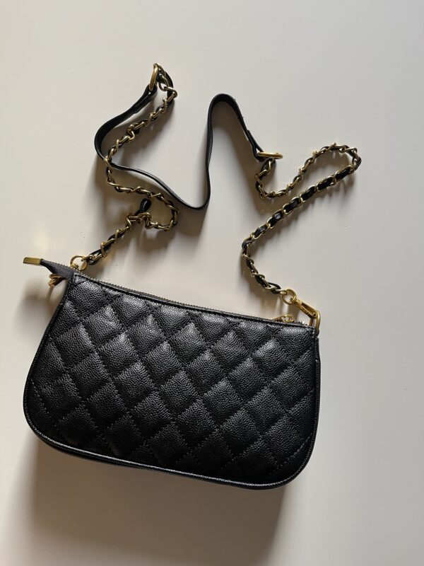 Chanel - Image 2