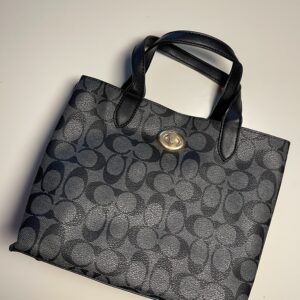 Coach Medium