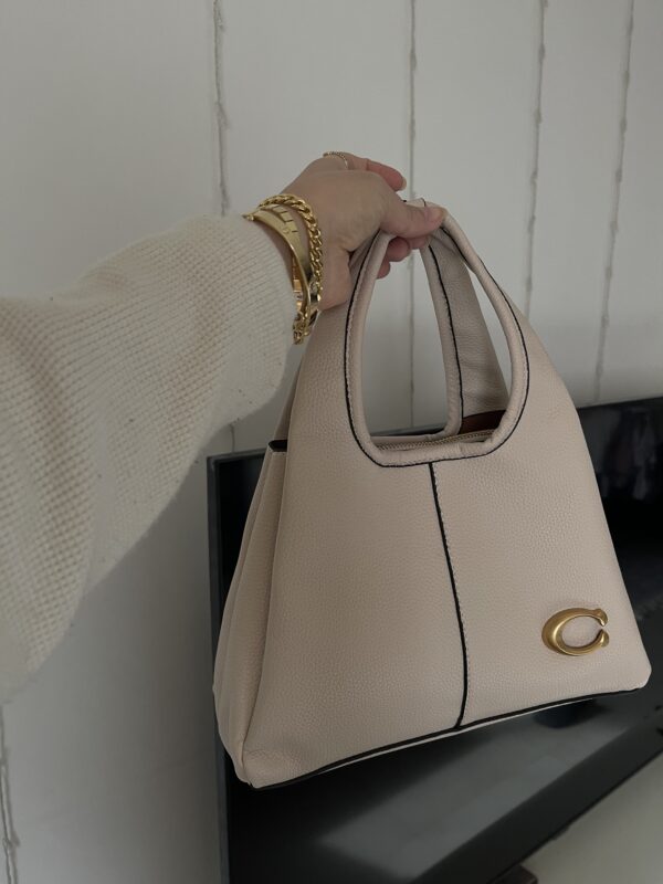 Coach - Image 2