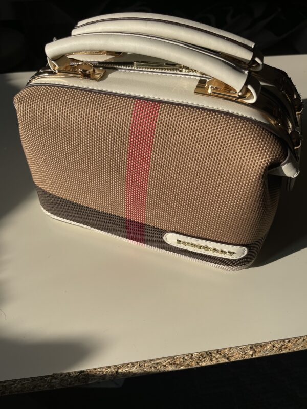 Burberry - Image 2