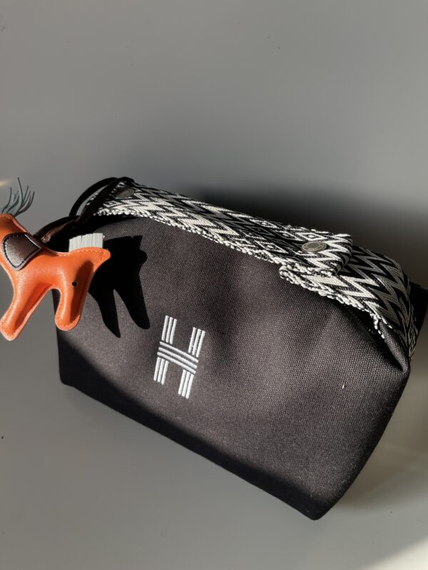 Hermes - Image 2