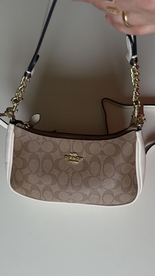 Coach - Image 2