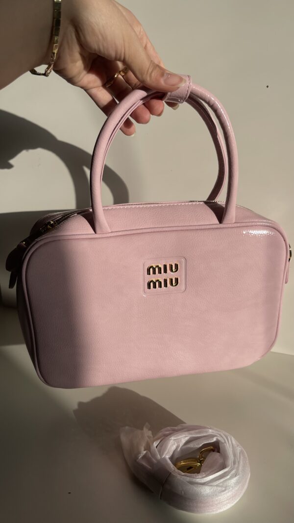 MIU MIU (medium)