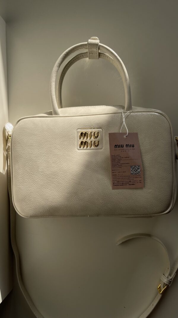 MIU MIU (medium)
