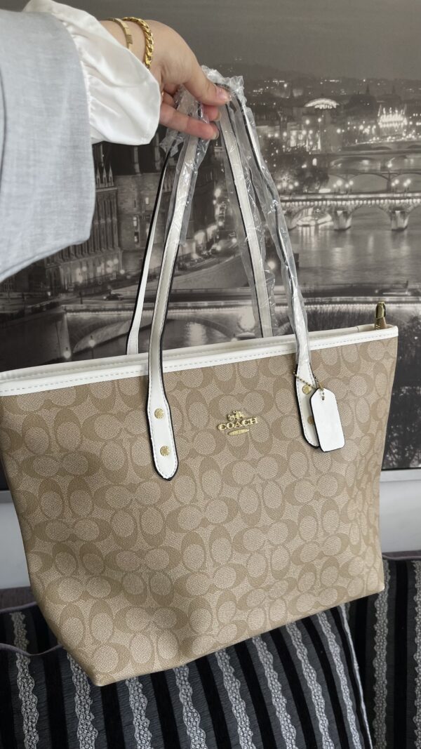 Coach - Image 2