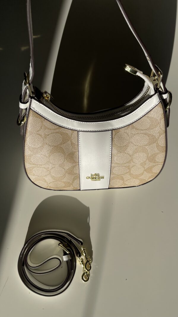 Coach - Image 5