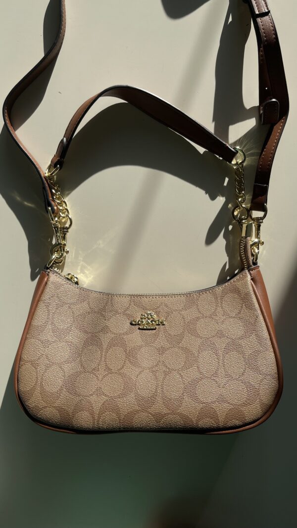 Coach - Image 5