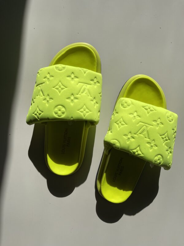 Louis Vuitton Slipper