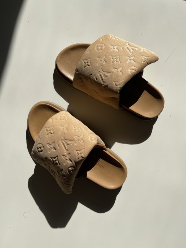 Louis Vuitton Slipper