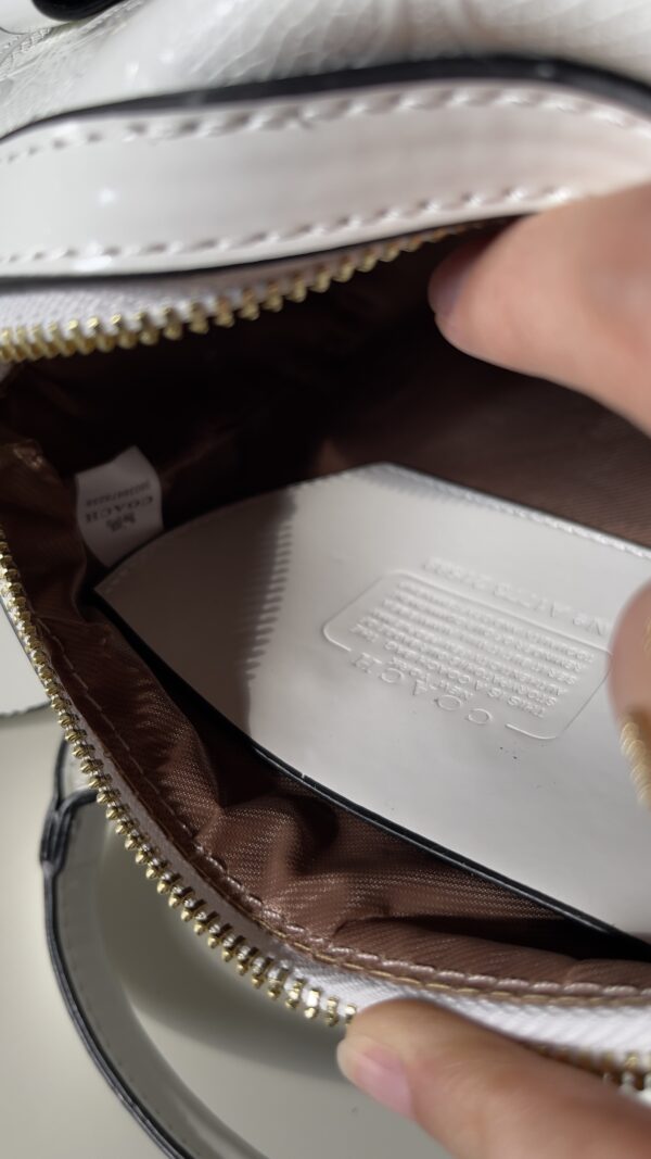 Coach - Image 4
