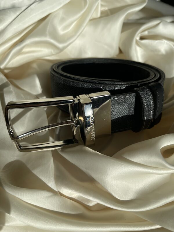 Louis Vuitton Belt Unisex