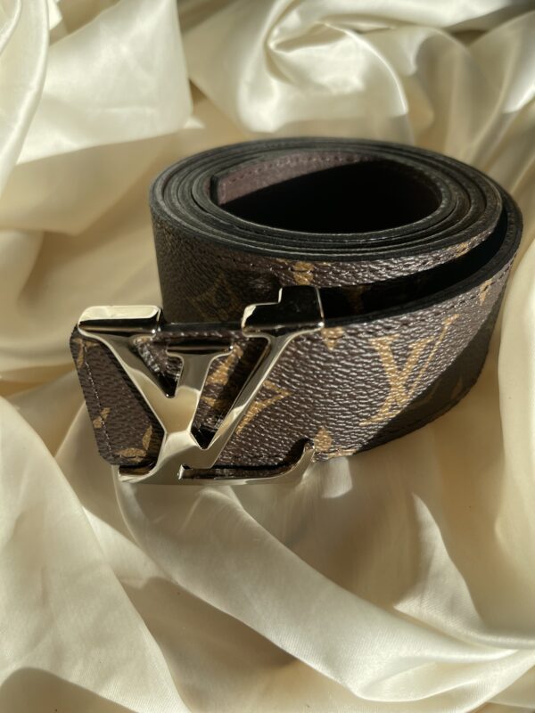 Louis Vuitton Belt Unisex